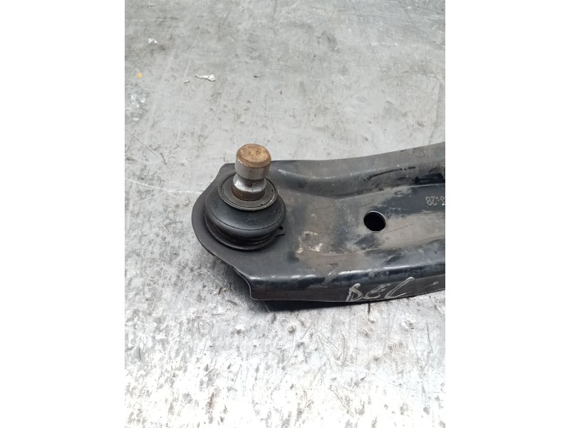 Recambio de brazo suspension inferior delantero derecho para dacia spring ev (b6m1) referencia OEM IAM   
