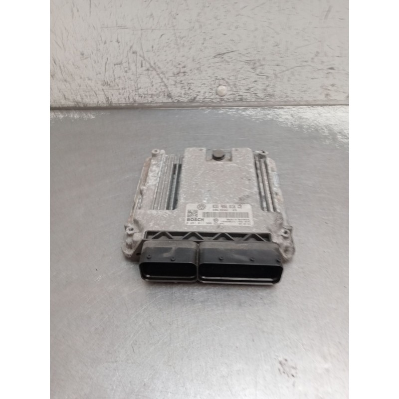 Recambio de centralita motor uce para volkswagen golf v variant (1k5) 1.9 tdi referencia OEM IAM 0281011900 03G906016CB 