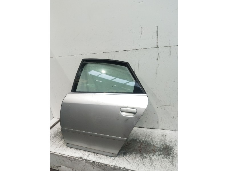 Recambio de puerta trasera izquierda para audi a6 c5 (4b2, 4b4) 2.5 tdi referencia OEM IAM   