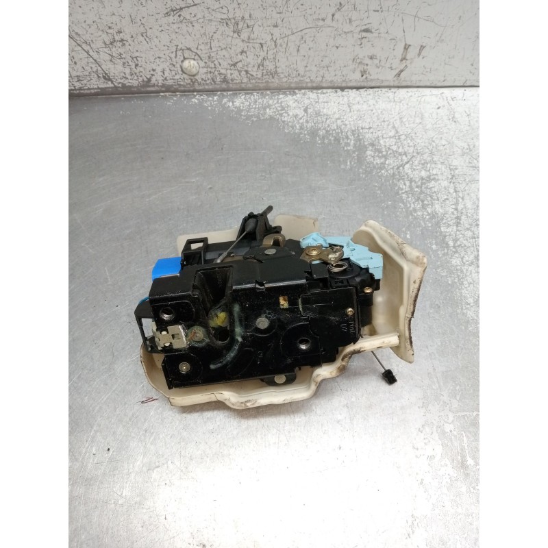Recambio de motor cierre centralizado delantero derecho para volkswagen golf v variant (1k5) 1.9 tdi referencia OEM IAM  5P 