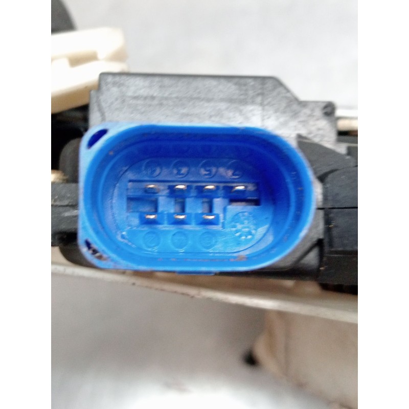 Recambio de motor cierre centralizado trasero derecho para volkswagen golf v variant (1k5) 1.9 tdi referencia OEM IAM  5P 