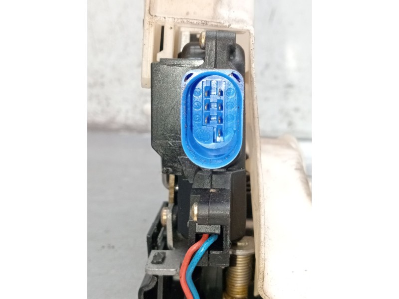 Recambio de motor cierre centralizado trasero izquierdo para volkswagen golf v variant (1k5) 1.9 tdi referencia OEM IAM  5P 