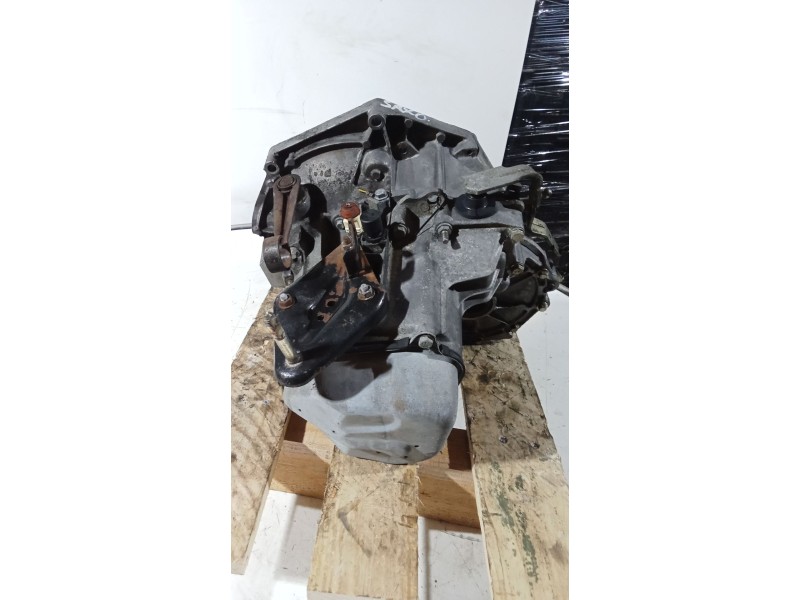 Recambio de caja cambios para citroën saxo (s0, s1) 1.5 d referencia OEM IAM 20CE28 5V 0090255