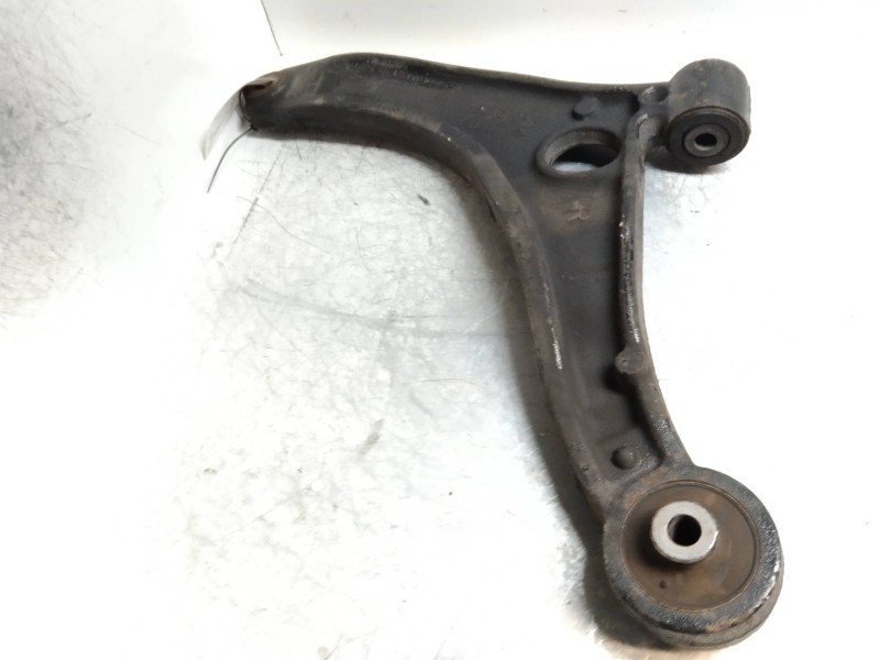 Recambio de brazo suspension inferior delantero derecho para renault master kasten l2h2 hka 3,3t referencia OEM IAM   