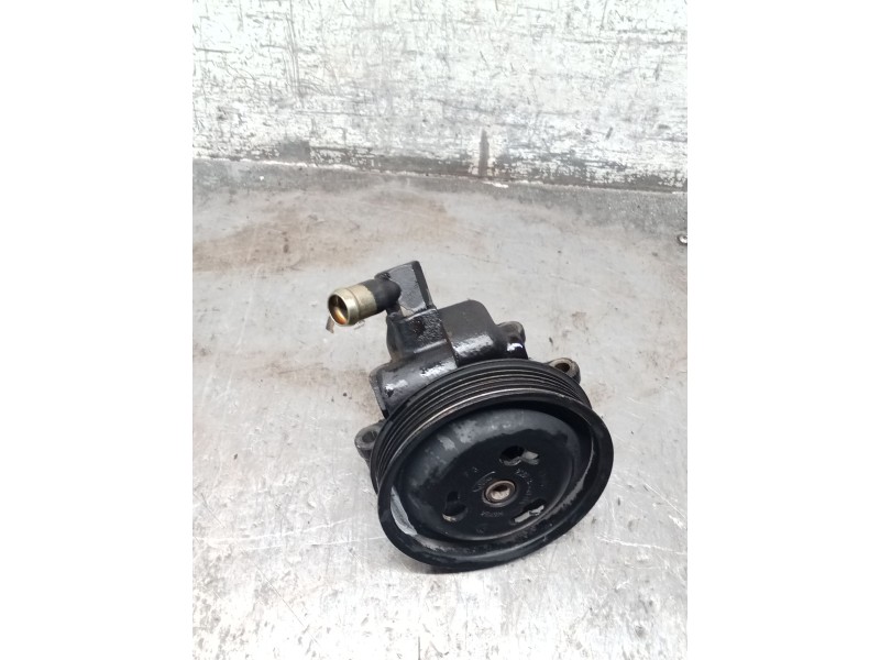 Recambio de bomba direccion para ford fiesta v (jh_, jd_) 1.4 16v referencia OEM IAM 2S6E3A733BA  