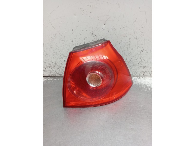 Recambio de piloto trasero derecho para volkswagen golf v variant (1k5) 1.9 tdi referencia OEM IAM 1K6945096G  