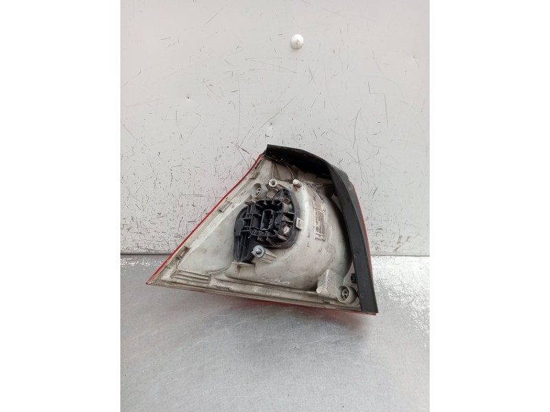 Recambio de piloto trasero derecho para volkswagen golf v variant (1k5) 1.9 tdi referencia OEM IAM 1K6945096G  