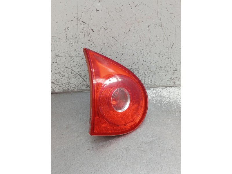 Recambio de piloto trasero izquierdo interior para volkswagen golf v variant (1k5) 1.9 tdi referencia OEM IAM 1K6945093G 8903170