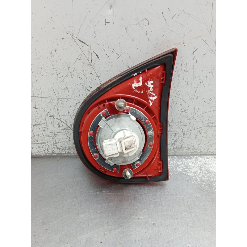 Recambio de piloto trasero izquierdo interior para volkswagen golf v variant (1k5) 1.9 tdi referencia OEM IAM 1K6945093G 8903170