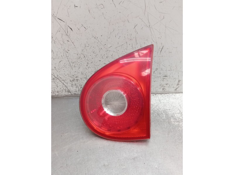 Recambio de piloto trasero derecho interior para volkswagen golf v variant (1k5) 1.9 tdi referencia OEM IAM 89031778  