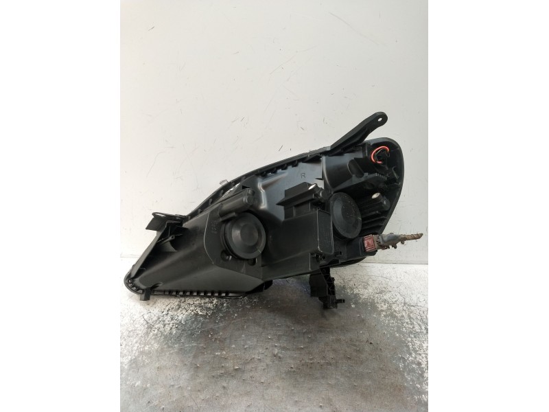 Recambio de faro derecho para opel zafira / zafira family b (a05) 1.7 cdti (m75) referencia OEM IAM   