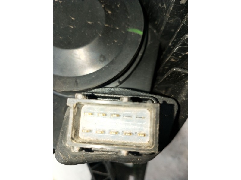 Recambio de faro derecho para opel zafira / zafira family b (a05) 1.7 cdti (m75) referencia OEM IAM   