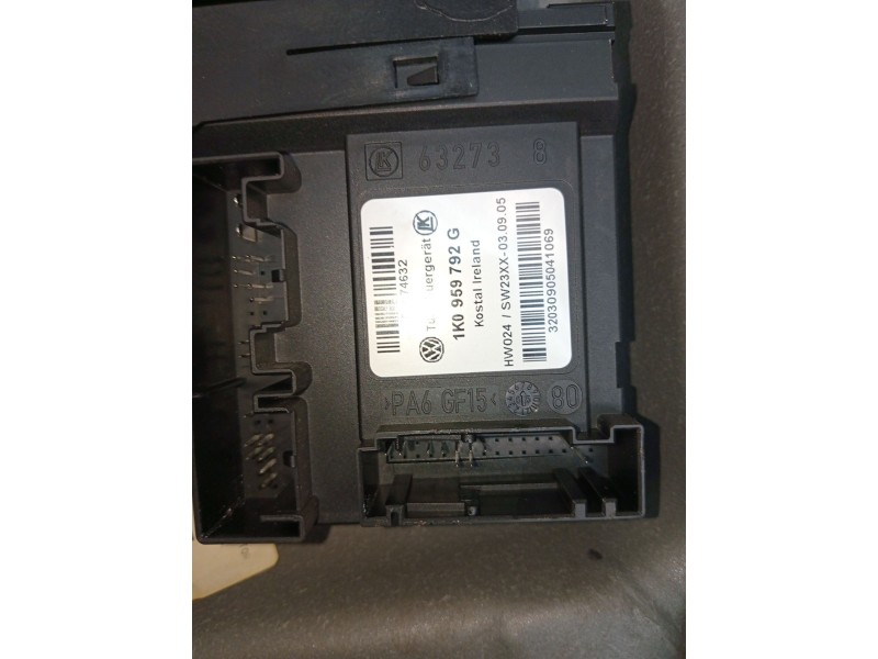 Recambio de elevalunas delantero derecho para volkswagen golf v variant (1k5) 1.9 tdi referencia OEM IAM 1K0959702K 5P 