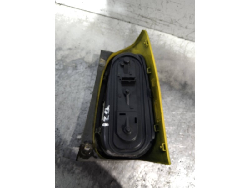 Recambio de piloto trasero izquierdo para smart coupe básico (45kw) referencia OEM IAM 11635V001 423001V001 