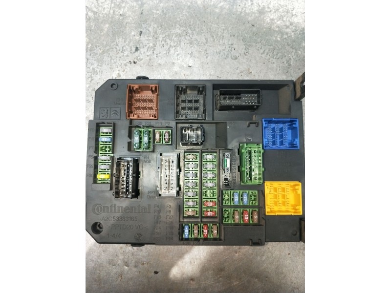 Recambio de caja reles / fusibles para citroën c4 i (lc_) 2.0 hdi referencia OEM IAM 9665547480  