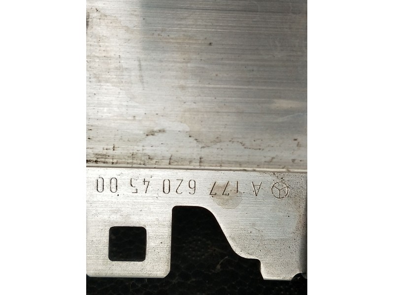 Recambio de panel frontal para mercedes-benz cla shooting brake (x118) cla 200 d (118.612) referencia OEM IAM A1776204500 TRAVES