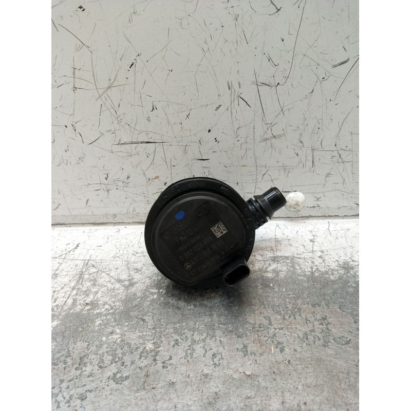 Recambio de bomba agua para mercedes-benz cla shooting brake (x118) cla 200 d (118.612) referencia OEM IAM A0005003600 039202340