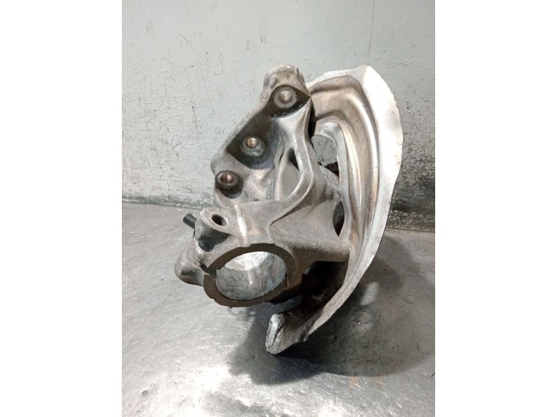 Recambio de mangueta delantera derecha para bmw 3 touring (f31) 318 d referencia OEM IAM 686773602 56091210 