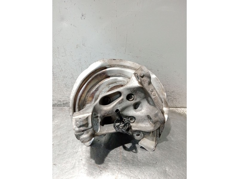 Recambio de mangueta delantera izquierda para bmw 3 touring (f31) 318 d referencia OEM IAM 686773502 56091210 