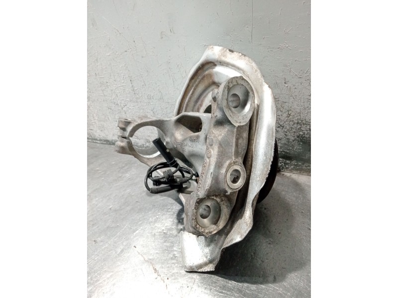 Recambio de mangueta delantera izquierda para bmw 3 touring (f31) 318 d referencia OEM IAM 686773502 56091210 