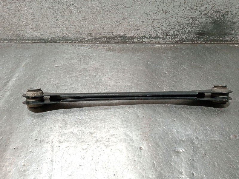 Recambio de brazo suspension superior trasero derecho para bmw 3 touring (f31) 318 d referencia OEM IAM 679253501  