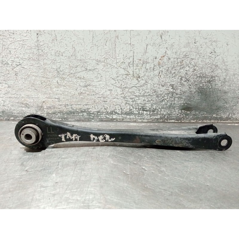 Recambio de brazo suspension superior trasero derecho para bmw 3 touring (f31) 318 d referencia OEM IAM 679252704  