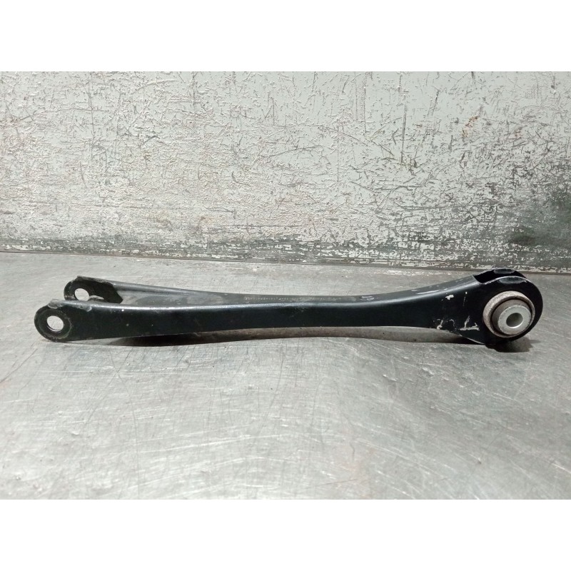 Recambio de brazo suspension superior trasero izquierdo para bmw 3 touring (f31) 318 d referencia OEM IAM 679252704  