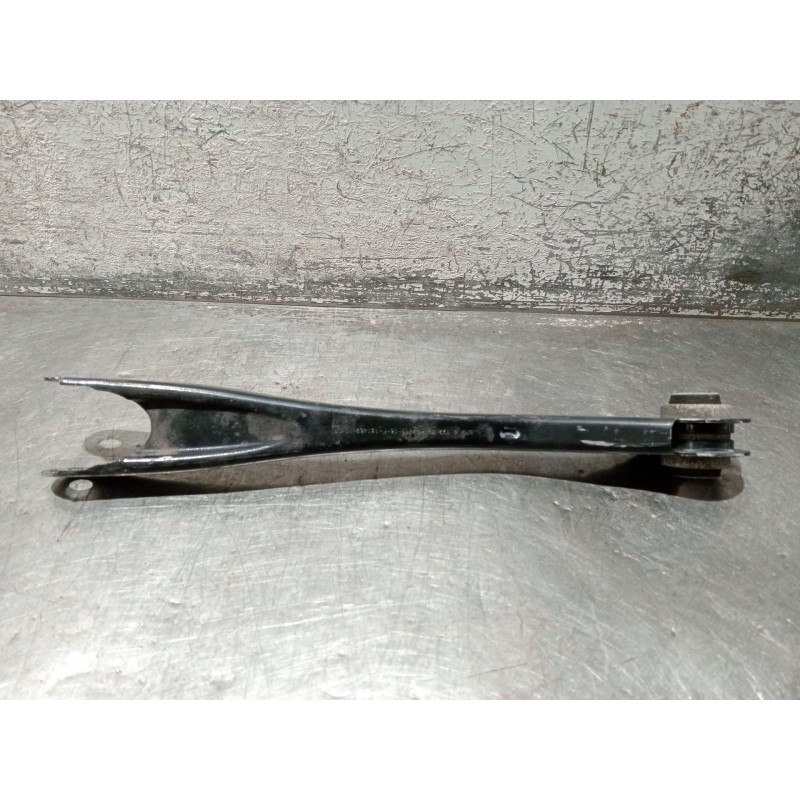 Recambio de brazo suspension superior trasero izquierdo para bmw 3 touring (f31) 318 d referencia OEM IAM 679252704  