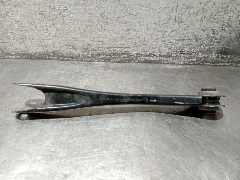 Recambio de brazo suspension superior trasero izquierdo para bmw 3 touring (f31) 318 d referencia OEM IAM 679252704  