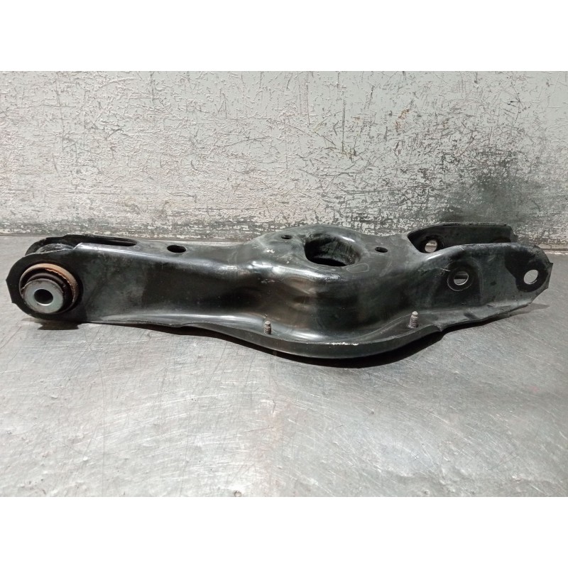 Recambio de brazo suspension inferior trasero derecho para bmw 3 touring (f31) 318 d referencia OEM IAM 33326867540  