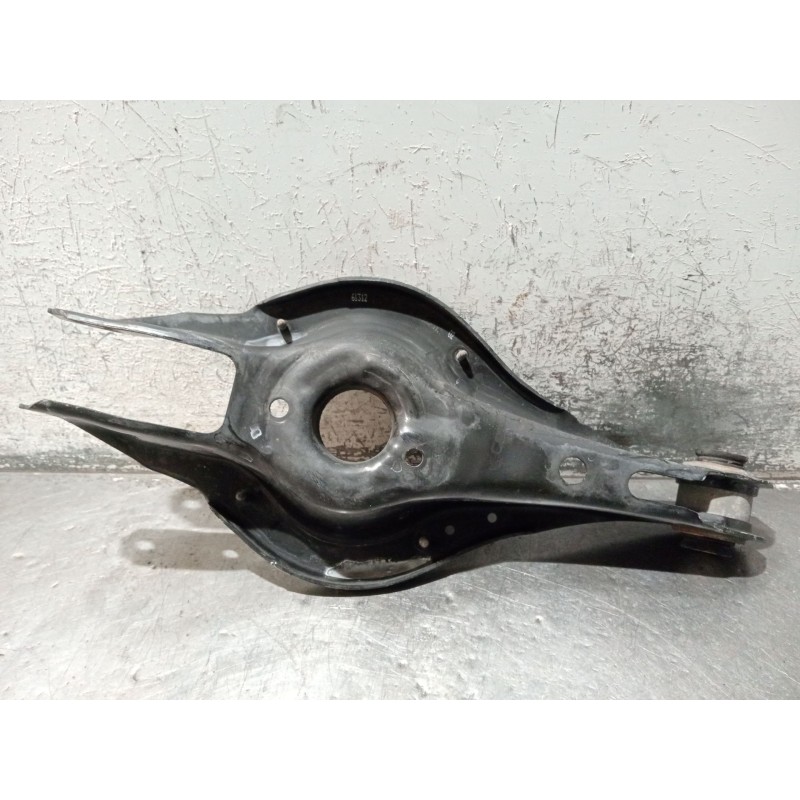 Recambio de brazo suspension inferior trasero izquierdo para bmw 3 touring (f31) 318 d referencia OEM IAM 33326867540  