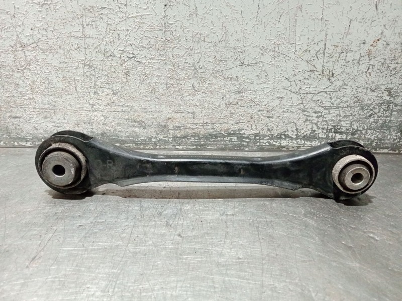 Recambio de brazo suspension superior trasero derecho para bmw 3 touring (f31) 318 d referencia OEM IAM 679251902  