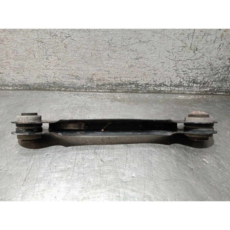 Recambio de brazo suspension superior trasero derecho para bmw 3 touring (f31) 318 d referencia OEM IAM 679251902  
