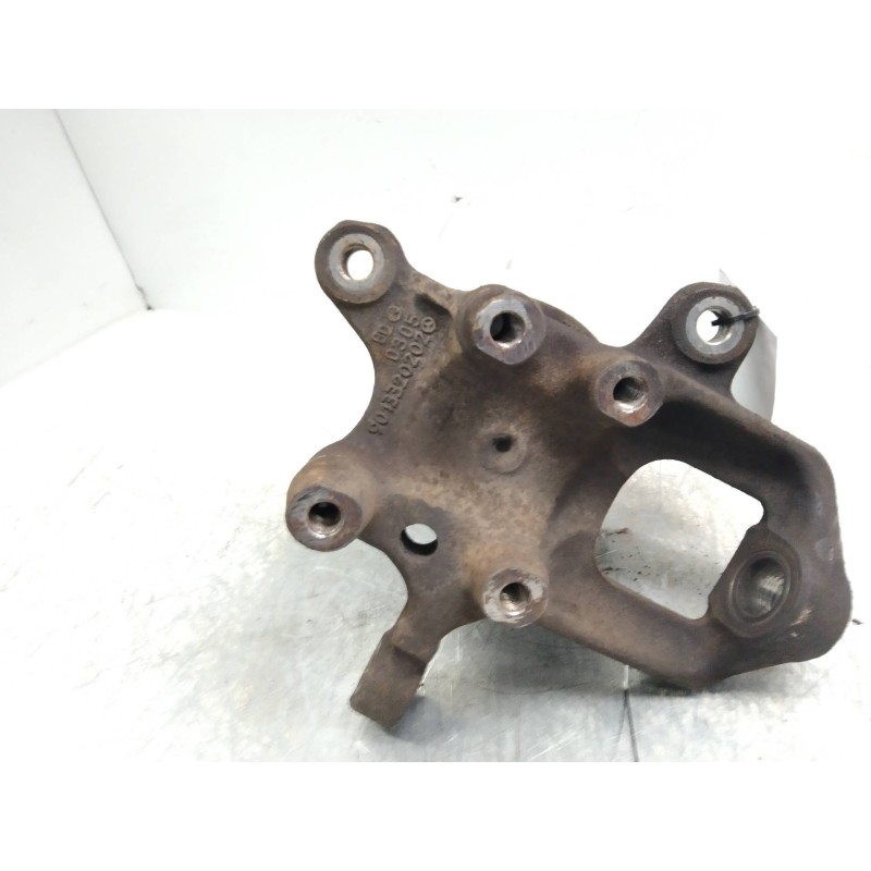 Recambio de mangueta delantera derecha para mercedes sprinter 02.00  caja cerrada 411 cdi (904.662) referencia OEM IAM   