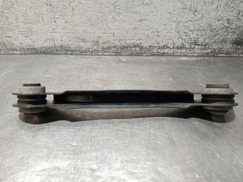 Recambio de brazo suspension superior trasero izquierdo para bmw 3 touring (f31) 318 d referencia OEM IAM 679251902  
