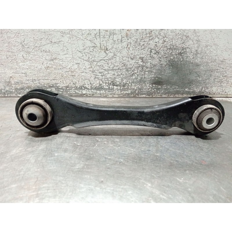 Recambio de brazo suspension superior trasero derecho para bmw 3 touring (f31) 318 d referencia OEM IAM 679251701  