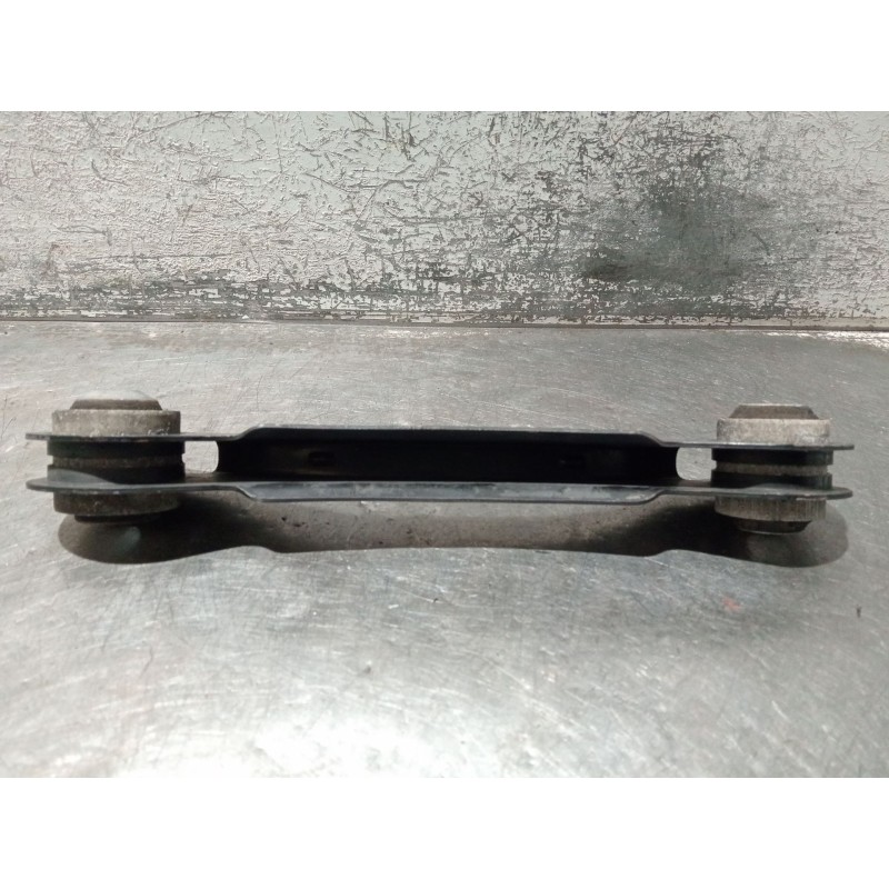 Recambio de brazo suspension superior trasero derecho para bmw 3 touring (f31) 318 d referencia OEM IAM 679251701  