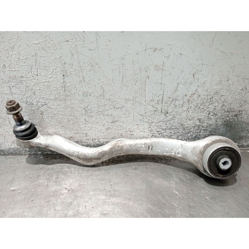 Recambio de brazo suspension inferior delantero izquierdo para bmw 3 touring (f31) 318 d referencia OEM IAM 11817315  