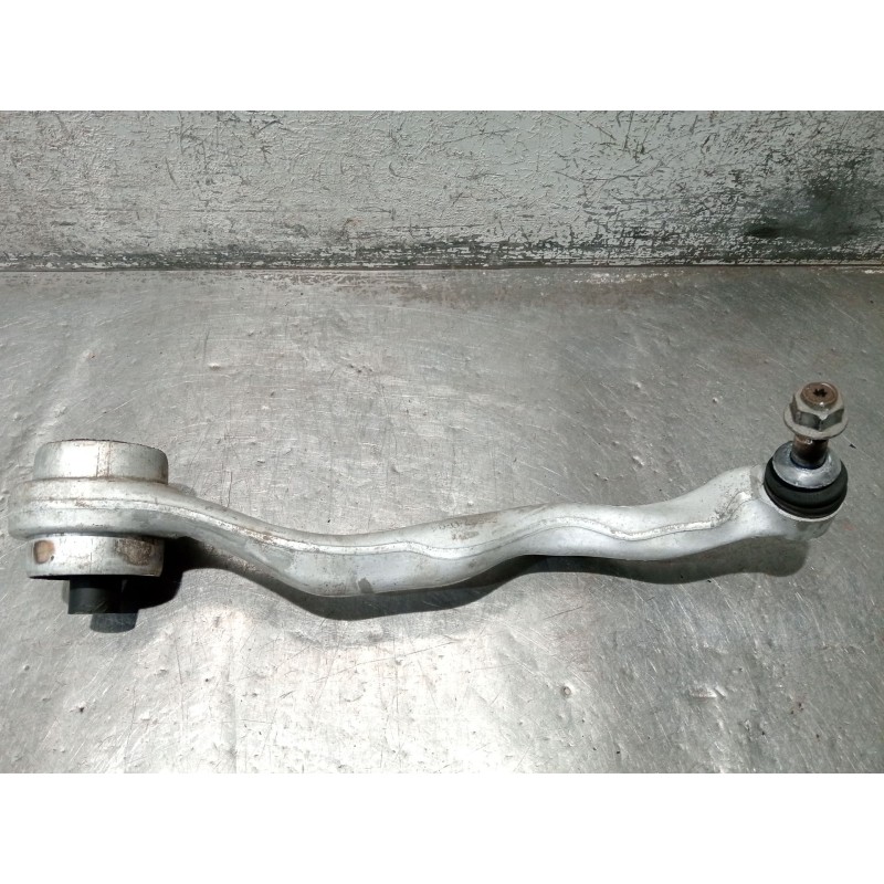 Recambio de brazo suspension inferior delantero izquierdo para bmw 3 touring (f31) 318 d referencia OEM IAM 11817315  