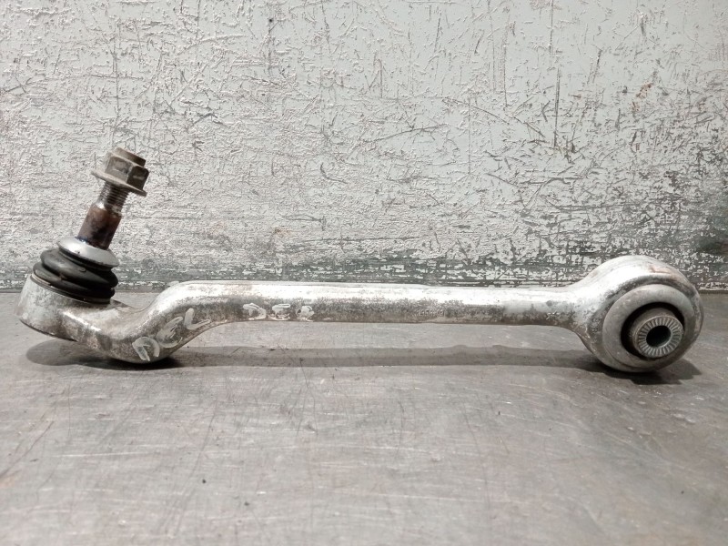 Recambio de brazo suspension inferior delantero derecho para bmw 3 touring (f31) 318 d referencia OEM IAM 6852992 6857330 