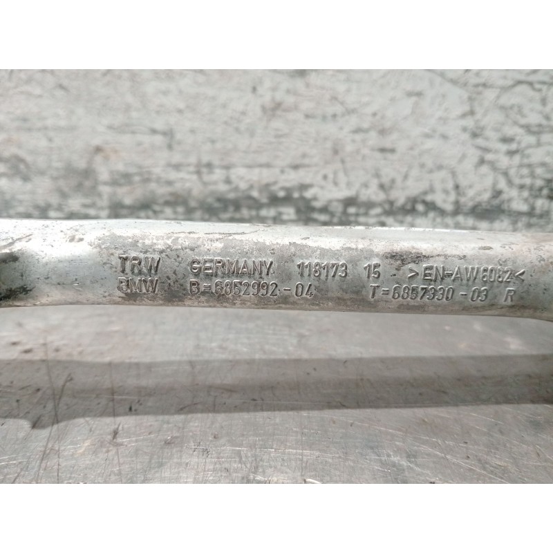 Recambio de brazo suspension inferior delantero derecho para bmw 3 touring (f31) 318 d referencia OEM IAM 6852992 6857330 