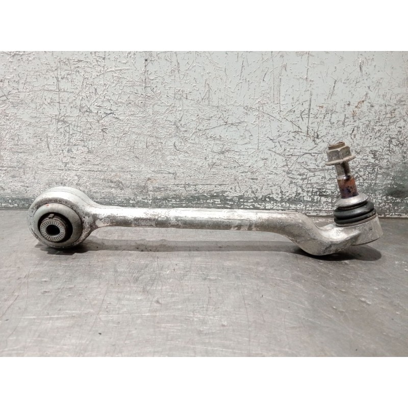 Recambio de brazo suspension inferior delantero izquierdo para bmw 3 touring (f31) 318 d referencia OEM IAM 6852991 6857329 
