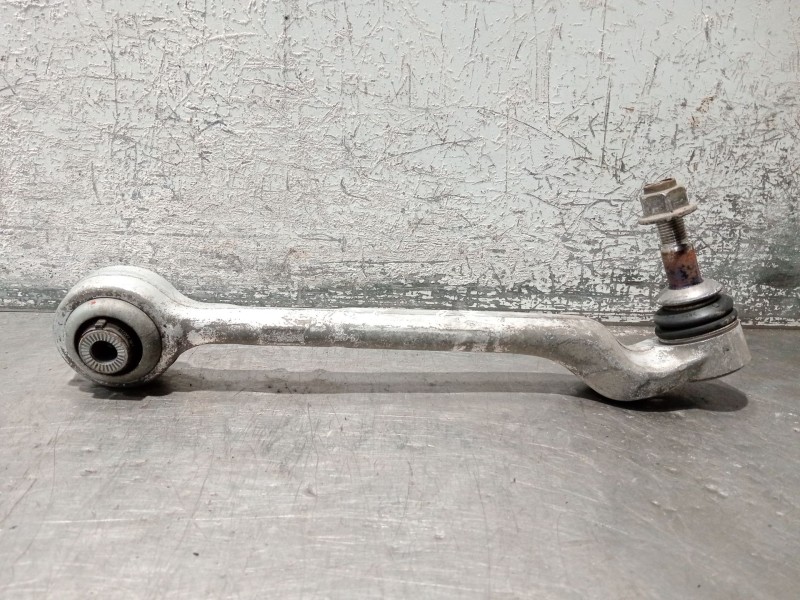 Recambio de brazo suspension inferior delantero izquierdo para bmw 3 touring (f31) 318 d referencia OEM IAM 6852991 6857329 