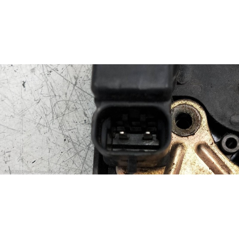 Recambio de motor cierre centralizado trasero izquierdo para chevrolet kalos 1.4 cat referencia OEM IAM   