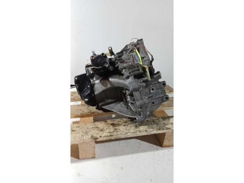 Recambio de caja cambios para toyota yaris (_p1_) 1.3 (ncp10_, scp12_) referencia OEM IAM  5V 