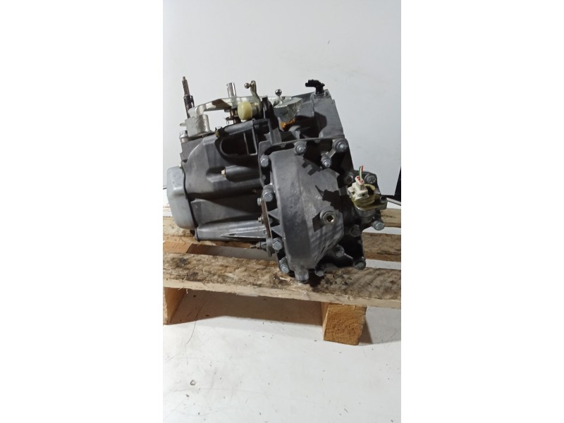 Recambio de caja cambios para peugeot 406 (8b) 2.0 hdi 110 referencia OEM IAM 20LE56 5v 0279520