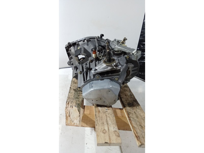 Recambio de caja cambios para peugeot 406 (8b) 2.0 hdi 110 referencia OEM IAM 20LE56 5v 0279520