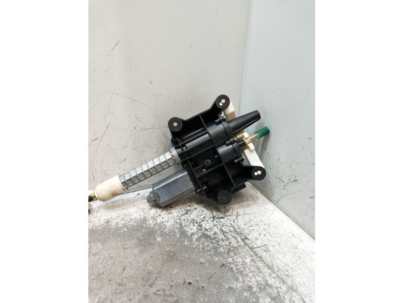 Recambio de freno de mano electrico para citroën c4 i (lc_) 2.0 hdi referencia OEM IAM 9672984680 3006051 0204007471