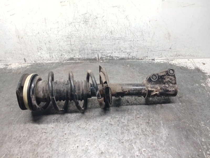 Recambio de amortiguador delantero derecho para mercedes-benz citan monospace (w415) 109 cdi (415.703) referencia OEM IAM A41532