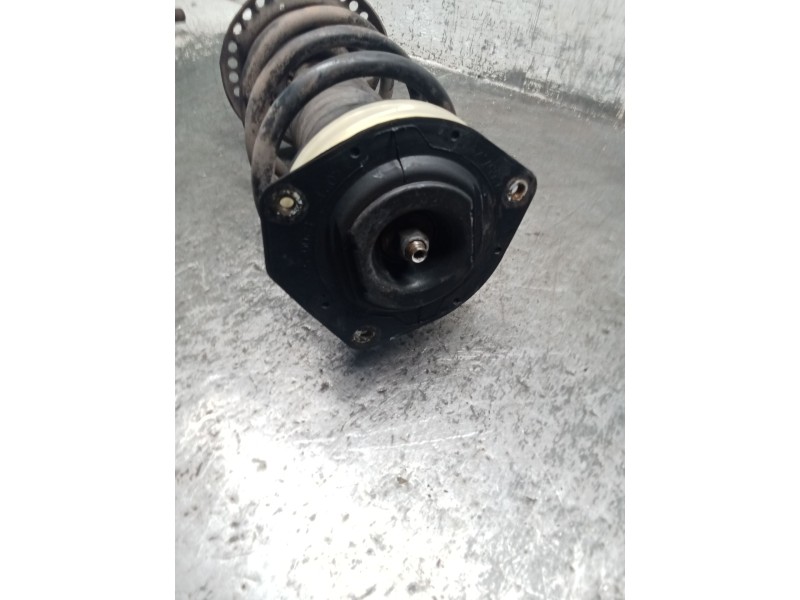 Recambio de amortiguador delantero derecho para mercedes-benz citan monospace (w415) 109 cdi (415.703) referencia OEM IAM A41532